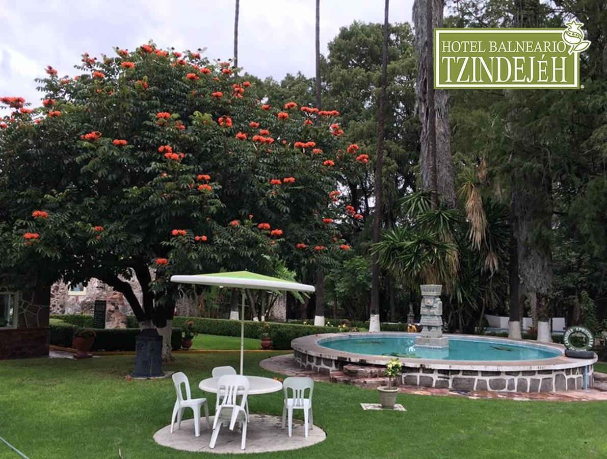 Hotel Balneario Tzindejeh Tasquillo Exteriör bild