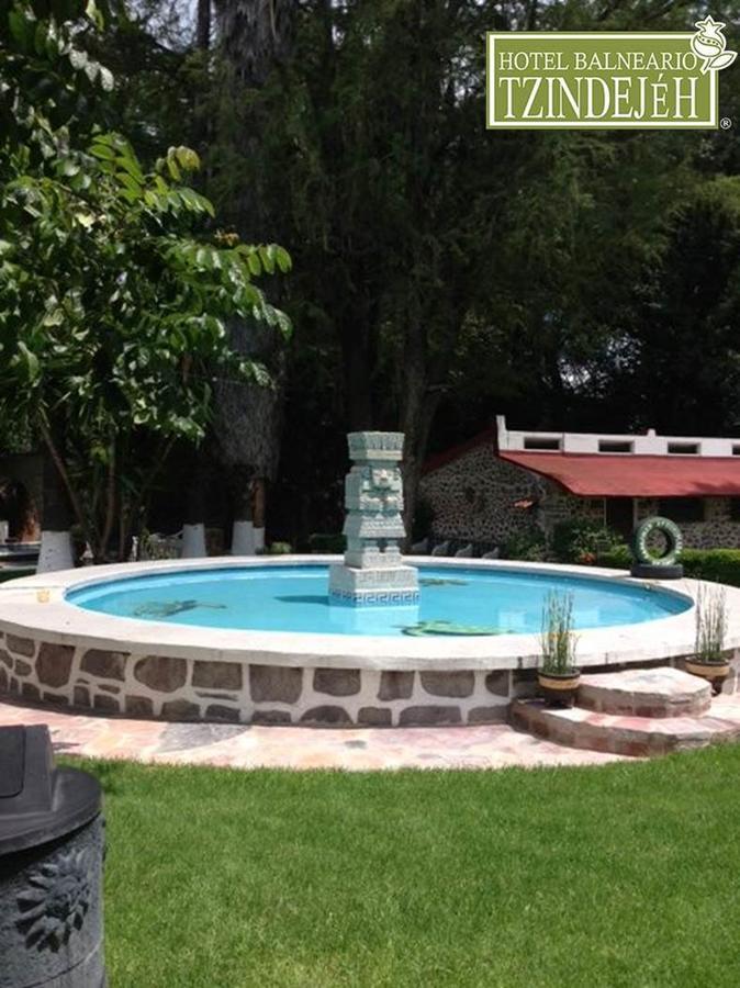 Hotel Balneario Tzindejeh Tasquillo Exteriör bild