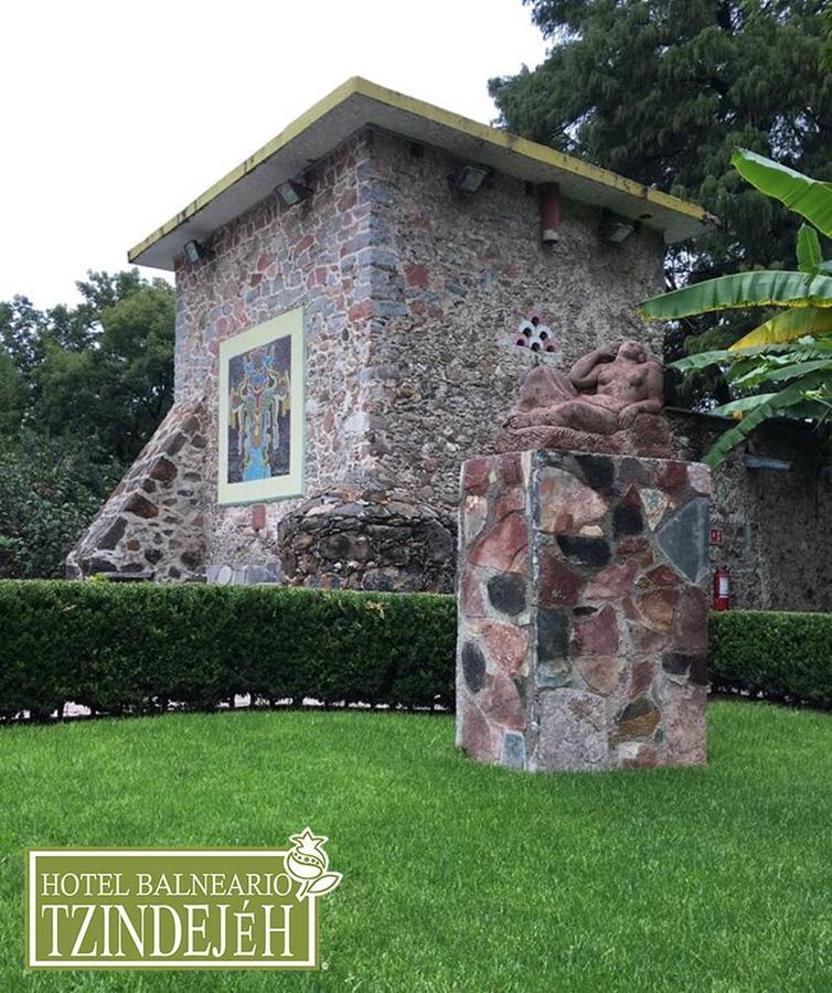 Hotel Balneario Tzindejeh Tasquillo Exteriör bild